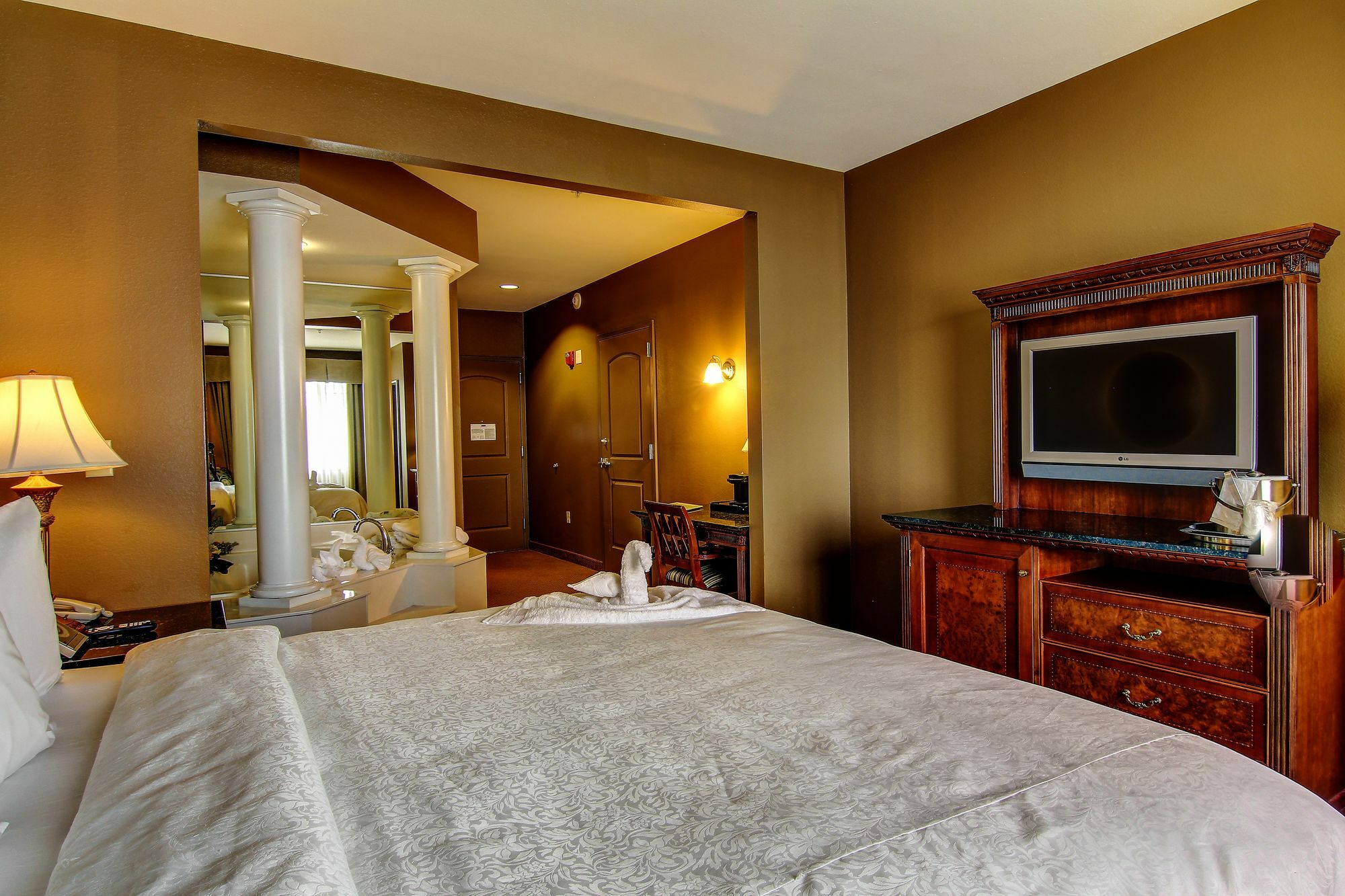 The Wildwood Hotel Экстерьер фото